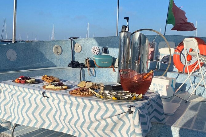 Olhão: Private Boat Tour, at Sunset with Oysters/Tapas and Drinks - What Daniel and Soraia add to the trip