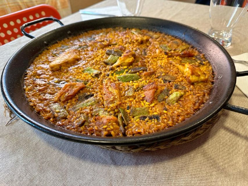 OnlyForYou, Paella Session at a Michelin-trained Chef’s Home - Preparing one of three paellas