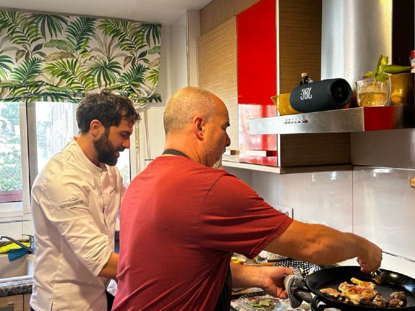 OnlyForYou, Paella Session at a Michelin-trained Chef’s Home - Sitting down to eat what you made