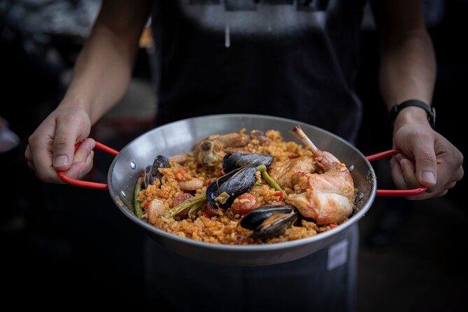 Paella & Alicante Adventure for Cruise Travelers - Sampling Alicante at Mercat Central d’Alacant