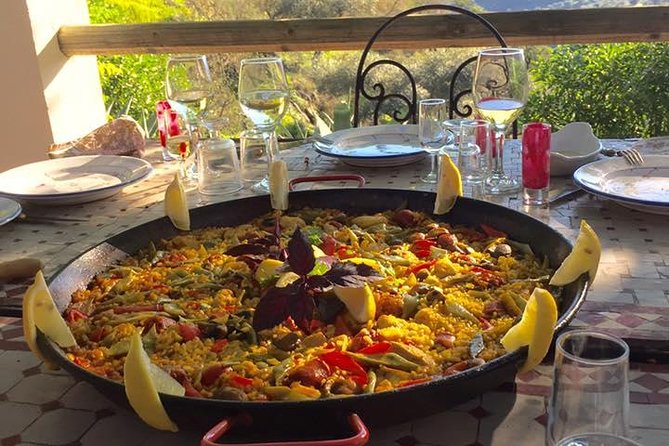 Paella & Arroz Course in the Breathtaking Montes de Malaga - Lynsey’s Personal, Practical Teaching Style