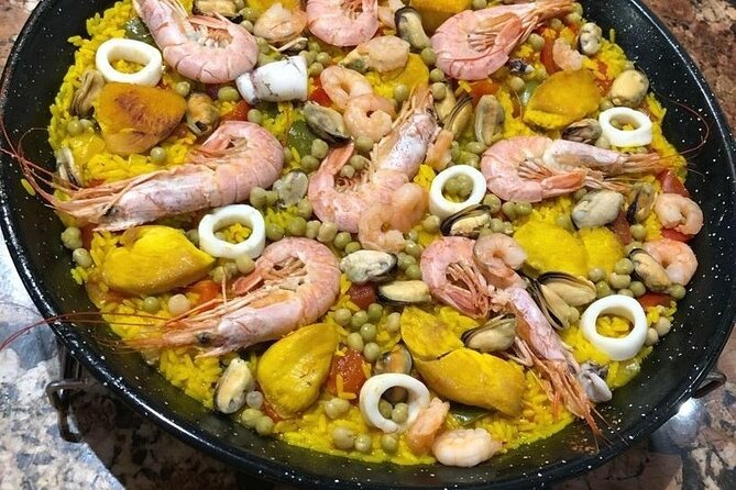 Paella class - What this three-hour paella lesson really teaches
