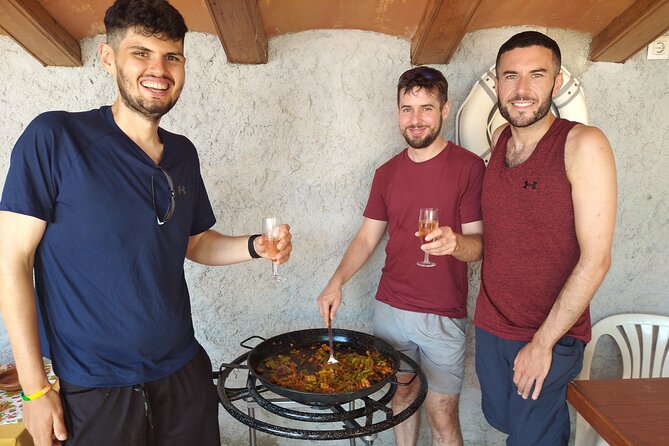 Paella Class, Winery & Bike Ride - Free Hotel Pickup from Sitges - Who will enjoy this experience most?
