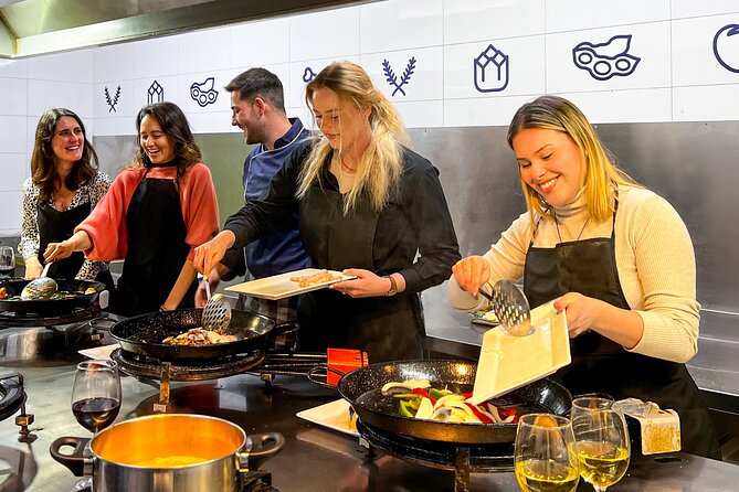 Paella Cooking Class, Wine Tasting & Central Market in Valencia - Why paella makes sense in Valencia