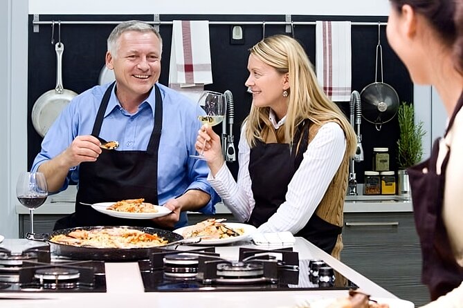 Paella Cooking Class with English Guide in Malaga - Key points to know before booking