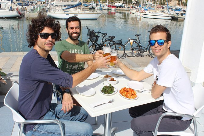 Palma de Mallorca 3-Hour Highlights and Tapas Tasting Bike Tour - La Seu is the visual centerpiece