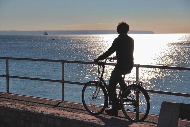 Palma de Mallorca 3-Hour Highlights and Tapas Tasting Bike Tour - Santa Eulàlia shows Palma’s Baroque layer