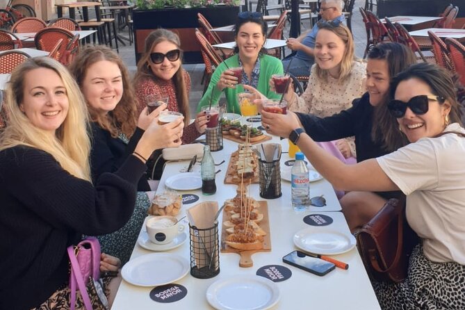 Palma de Mallorca Bike Tour with tapas - San Francesco, City Hall, and old Palma streets