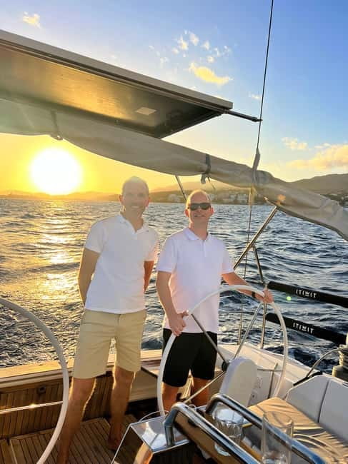 Palma de Mallorca: Sailing Tour with Drinks and Tapas - What to bring for a comfortable day