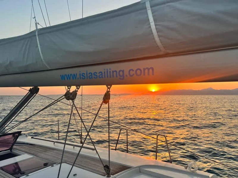 Palma de Mallorca: Sailing Tour with Drinks and Tapas - Should you book the Palma sailing tour?