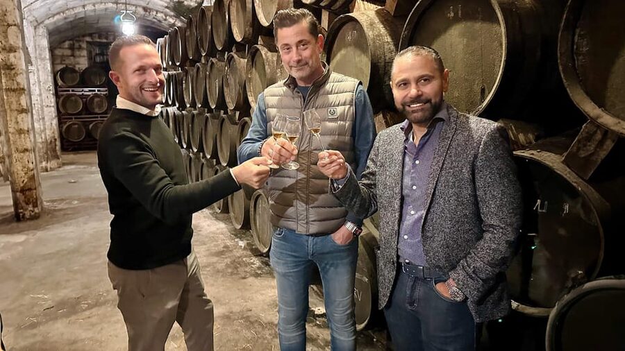 Palma: Distillery Tour with 3 Spirits and Tapas Tasting - Should you book the Bodegas Suau tour?