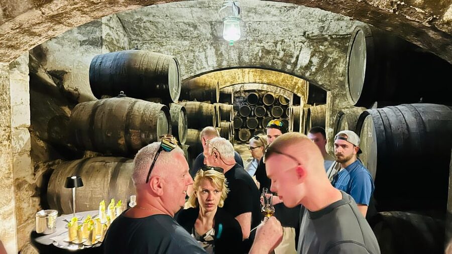 Palma: Distillery Tour with 6 Spirits and Tapas Tasting - When this tour fits into a Palma day