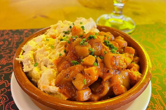 Palma Evening Tapas Walking Tour with Pinchos & Drinks - Plaza del Rey Juan Carlos I and the changing city