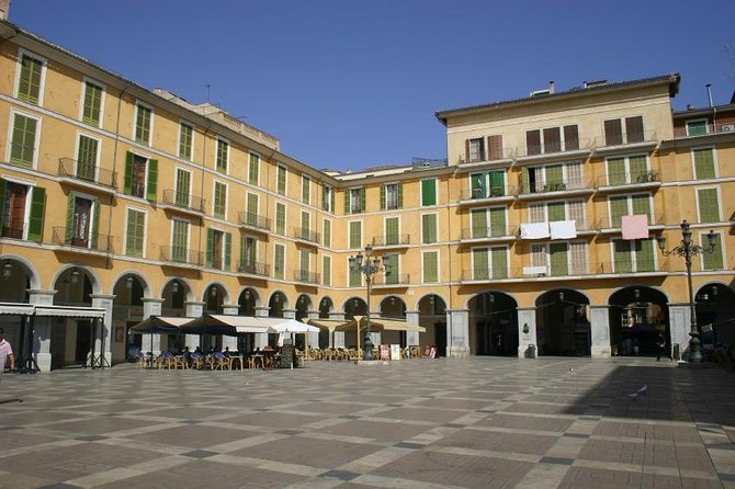 Palma Tapas Tour- The Original! - An evening that links Palma’s sights and supper