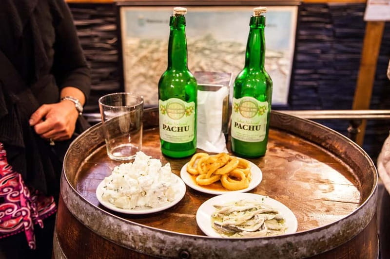 Personalised Traditional Madrid Night Tapas and Drinks Tour - The first bar: your included introduction to tapas