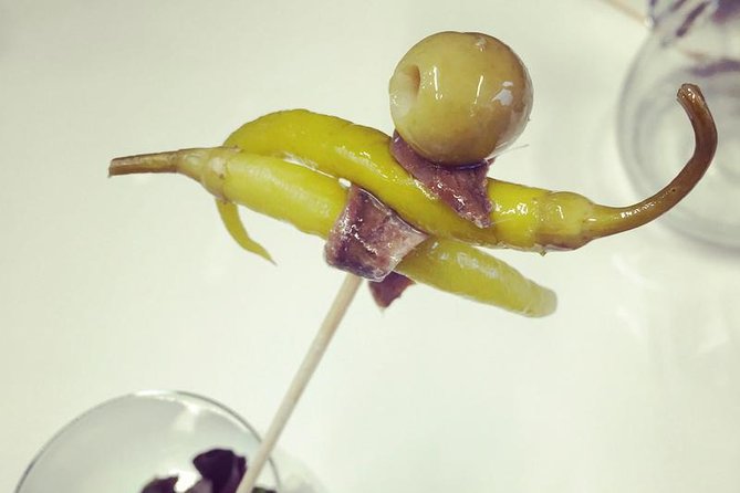 Pintxo and Tapas tour with local Food Expert - Federico Moyua Plaza and Bilbao’s city stories