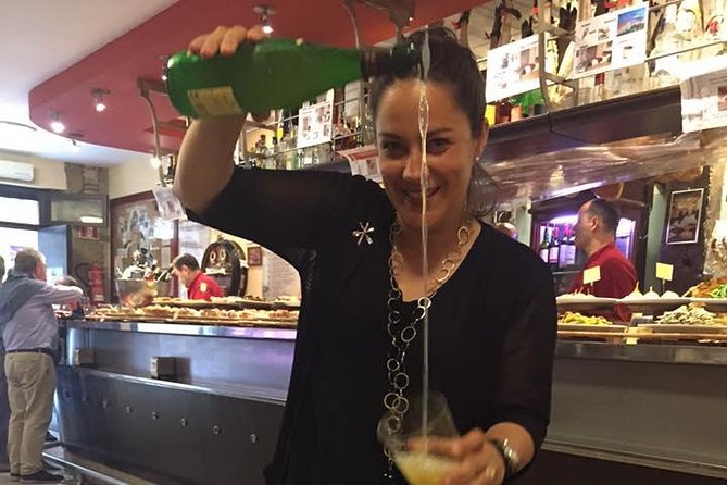 Pintxo Lunch Tour in San Sebastián: A Unique Culinary Experience - Five stops, five drinks, and a better lunch than guesswork