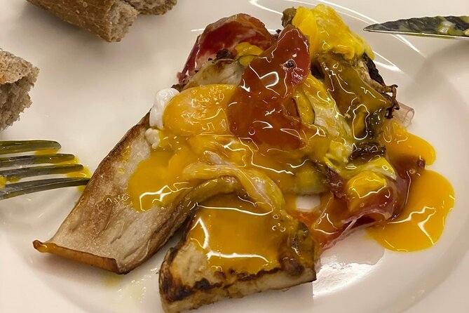 Pintxo Workshop and Fest in the secret kitchen - Five pintxos, prepared one at a time