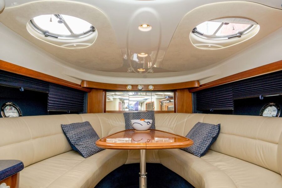 ponta da piedade 2h luxury charter with drinks and tapas - Who will enjoy this Lagos yacht charter?