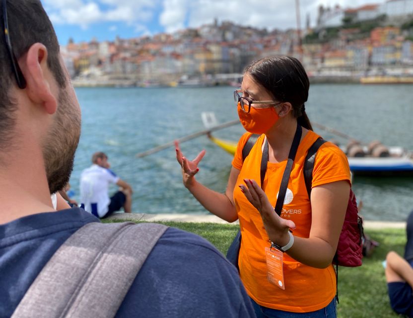 Porto: Wine Tasting with Tapas Walking Tour - Key points at a glance