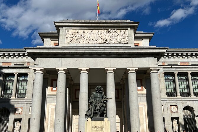 Prado Museum VIP Tour with Drinks & Tapas - Tapas, three drinks, and Madrid after dark
