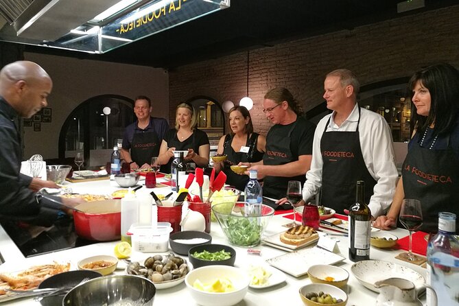Premium Cooking Class in Designer Loft: Paella & Spanish Tapas - From 11:00 welcome to 12:30 tasting