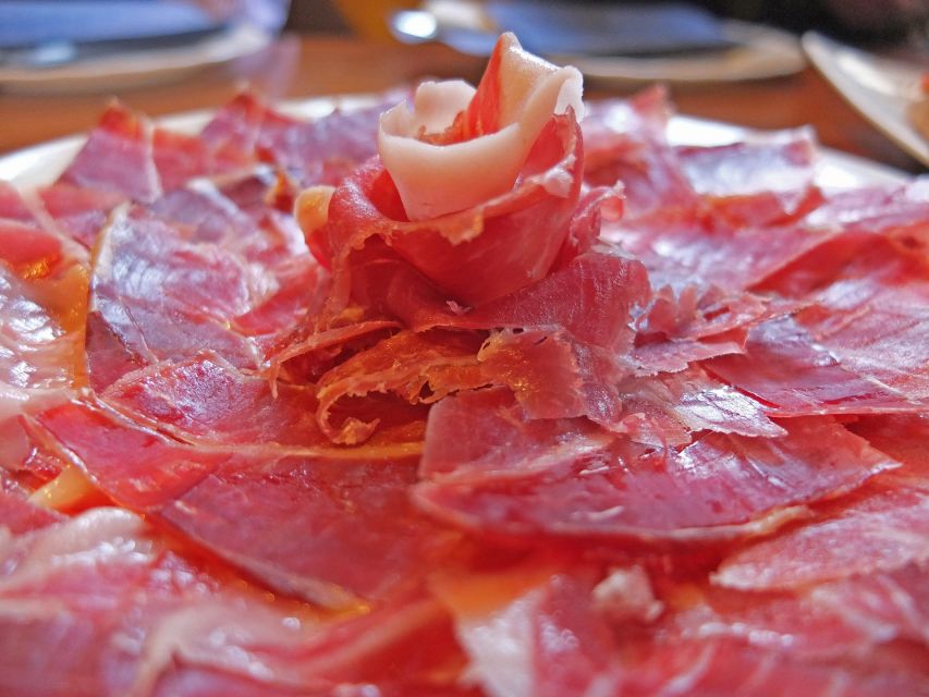 PREMIUM TAPAS TOUR: Paella, Market Tastings, and Winery - Should you book this Malaga food walk?