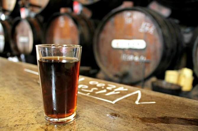 PREMIUM TAPAS TOUR: Tapas, Paella and Winery - A walk through old Málaga