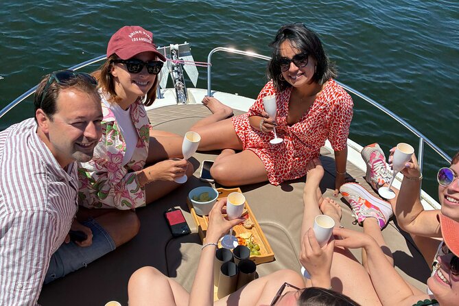 Private 6 Bridges Cruise with Tapas and Port Wine - Sunset, morning, or daytime?