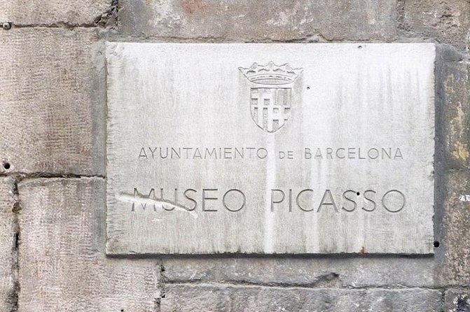 Private Barcelona Art and Tapas Walking Tour with Picasso Museum - Mediterranean tapas with fish, vegetables, and meat