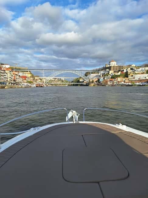 Private Boat Tour in Porto with Portuguese Tapas Option - Why Porto looks better from the Douro