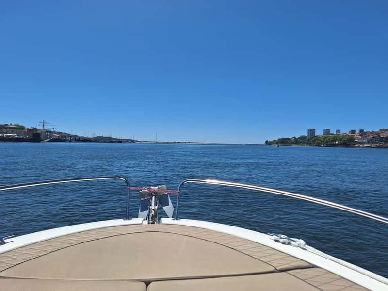 Private Boat Tour in Porto with Portuguese Tapas Option - Dom Luís Bridge and Ribeira Square