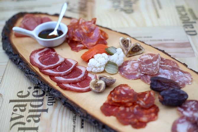 Private Lisbon Walking Tour with Premium Port Wine and Tapas Tasting - Why this Lisbon combination works