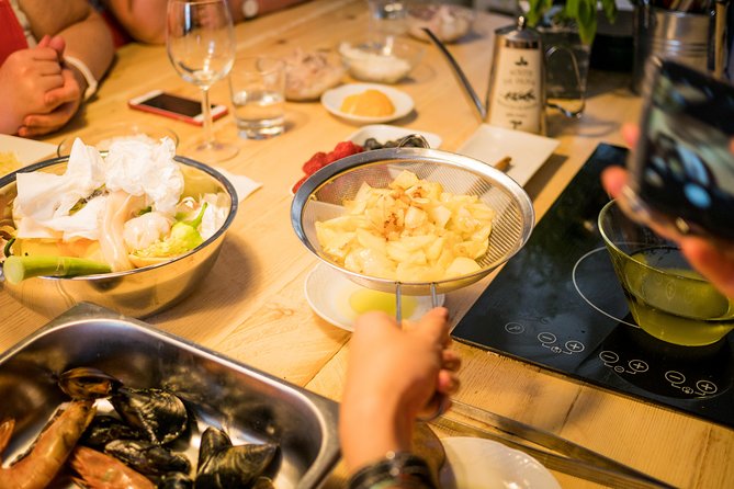 Private Paella class, Tapas, full menu and Sangria workshop - Price, group size, and real value