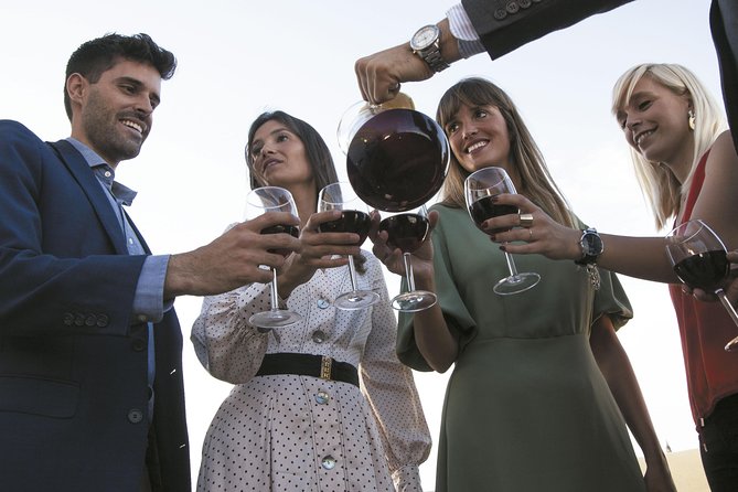 Private: Paella Cooking Class & 30-minute expert Q&A - A 30-minute conversation about Seville