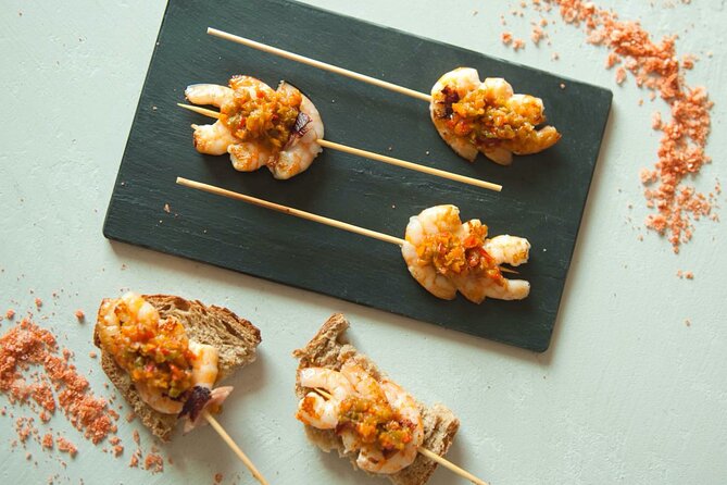 Private Pintxos and Wine Tour in San Sebastián - Why pintxos are the right way to meet San Sebastián