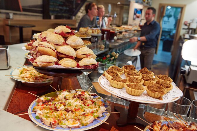 Private San Sebastian Food Tour: Pintxo Tasting & Spanish Wines - Why Parte Vieja is the right setting