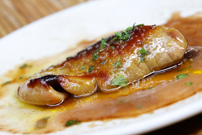 Private San Sebastian Food Tour: Pintxo Tasting & Spanish Wines - A private format that lets you set the tone