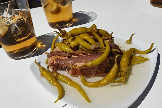 Private San Sebastian Highlights & Pintxos Tour - What the guide adds to the experience