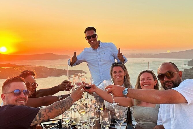 Private Sunset Wine Tour with 3 Wineries and Tapas - Why Santorini wine deserves an evening