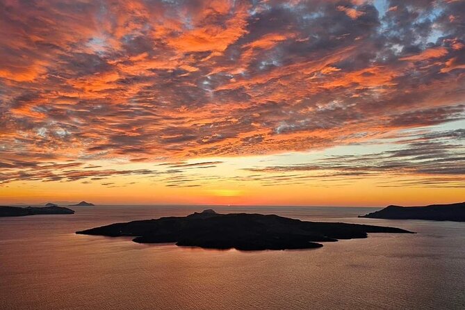 Private Sunset Wine Tour with 3 Wineries and Tapas - The guide can shape the evening