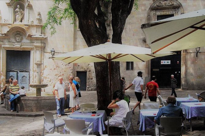 Private Tapas Walking Tour in Barcelona Old Town and Flamenco Show - Starting at Plaça Catalunya