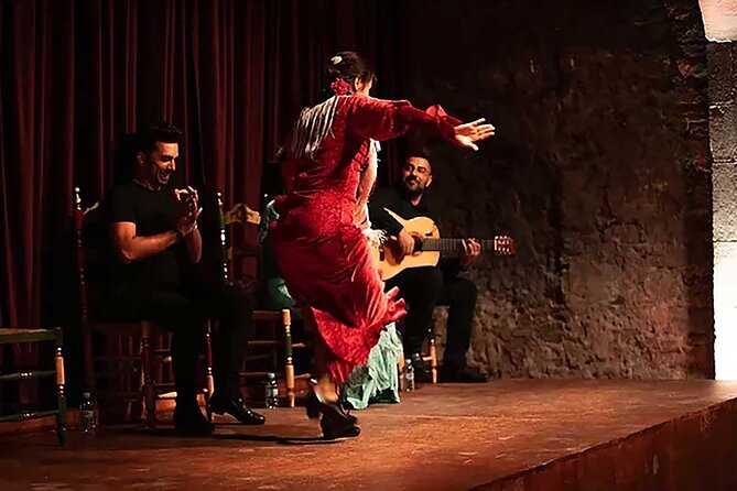 Private Tour: Tapas, Wine & Flamenco Show in Barcelona’s Old Town - Starting beside Palau de la Música at 6 pm