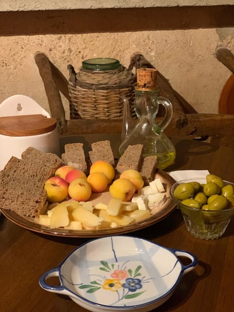 Private tour: Wine and tapas, experience real Mallorca - Meeting winemaker Perre