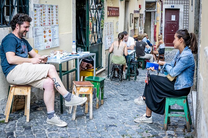 Private Tuktuk Tour with Portuguese Tapas and Wine - Comfort, access, and the small print that matters