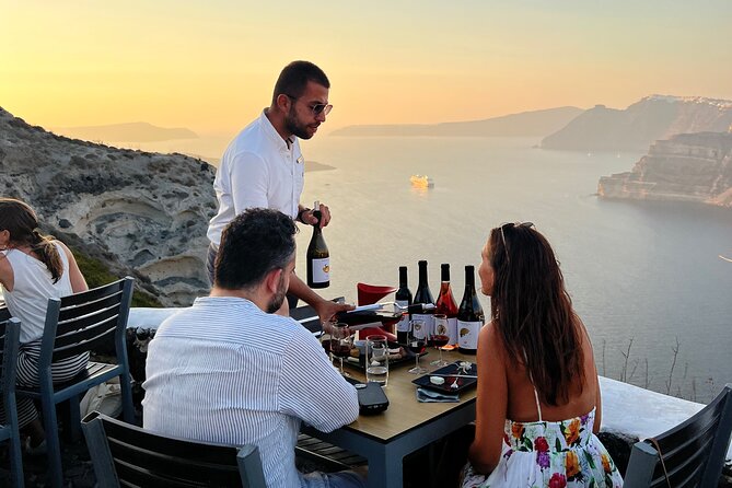 Private Wine Tour in 3 Wineries with 12 Wine Tastings and Tapas - Key points before you book