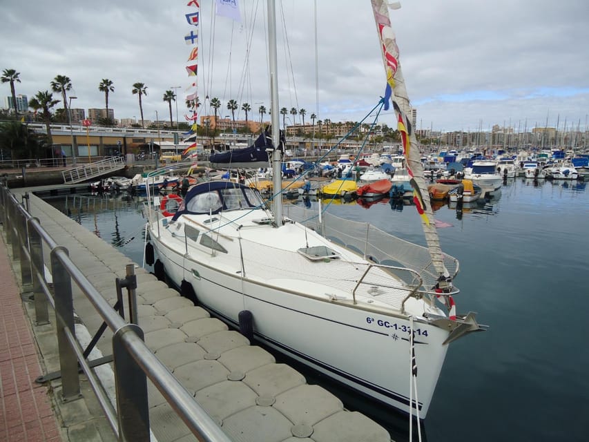Puerto Rico: Sailing excursion with swim, drinks and tapas. - Four hours or seven hours on the water