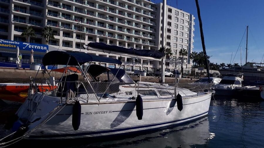 Puerto Rico: Sailing excursion with swim, drinks and tapas. - Who gets the best value from this trip