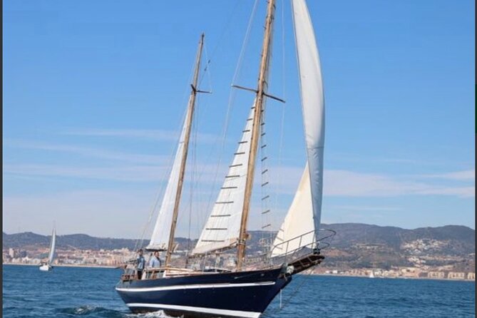 Sail tour tapas day charter boat trip private sailing pirate - Best occasions for this Palma sailing