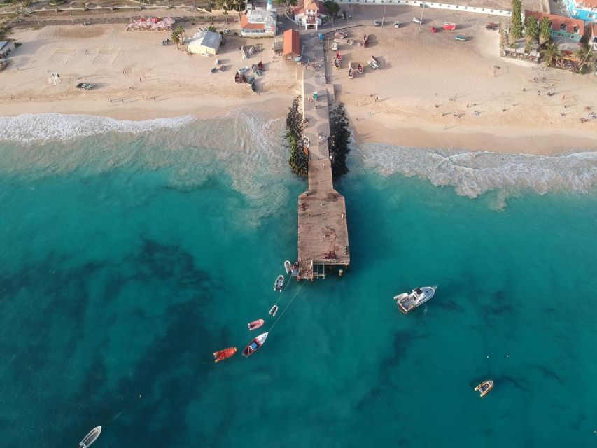 Sal island: Santa Maria city tour, street art and tapas - Choosing genuine Cape Verdean souvenirs
